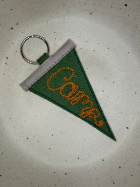Pennant Keychain "Camp"