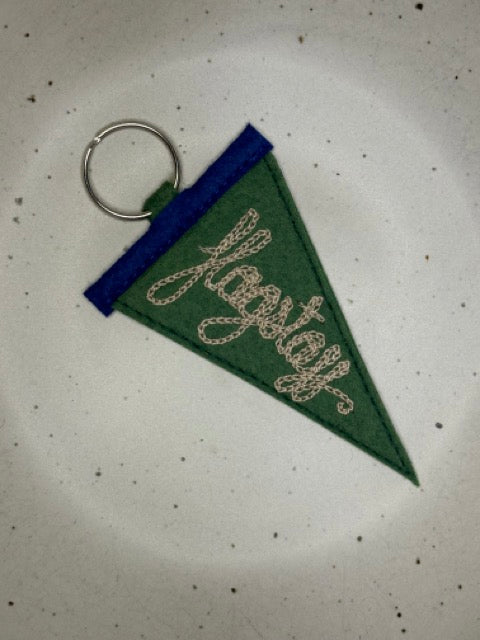 Pennant Keychain "flagstaff"