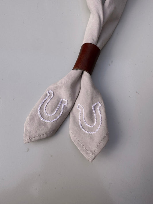Horseshoe Kerchief