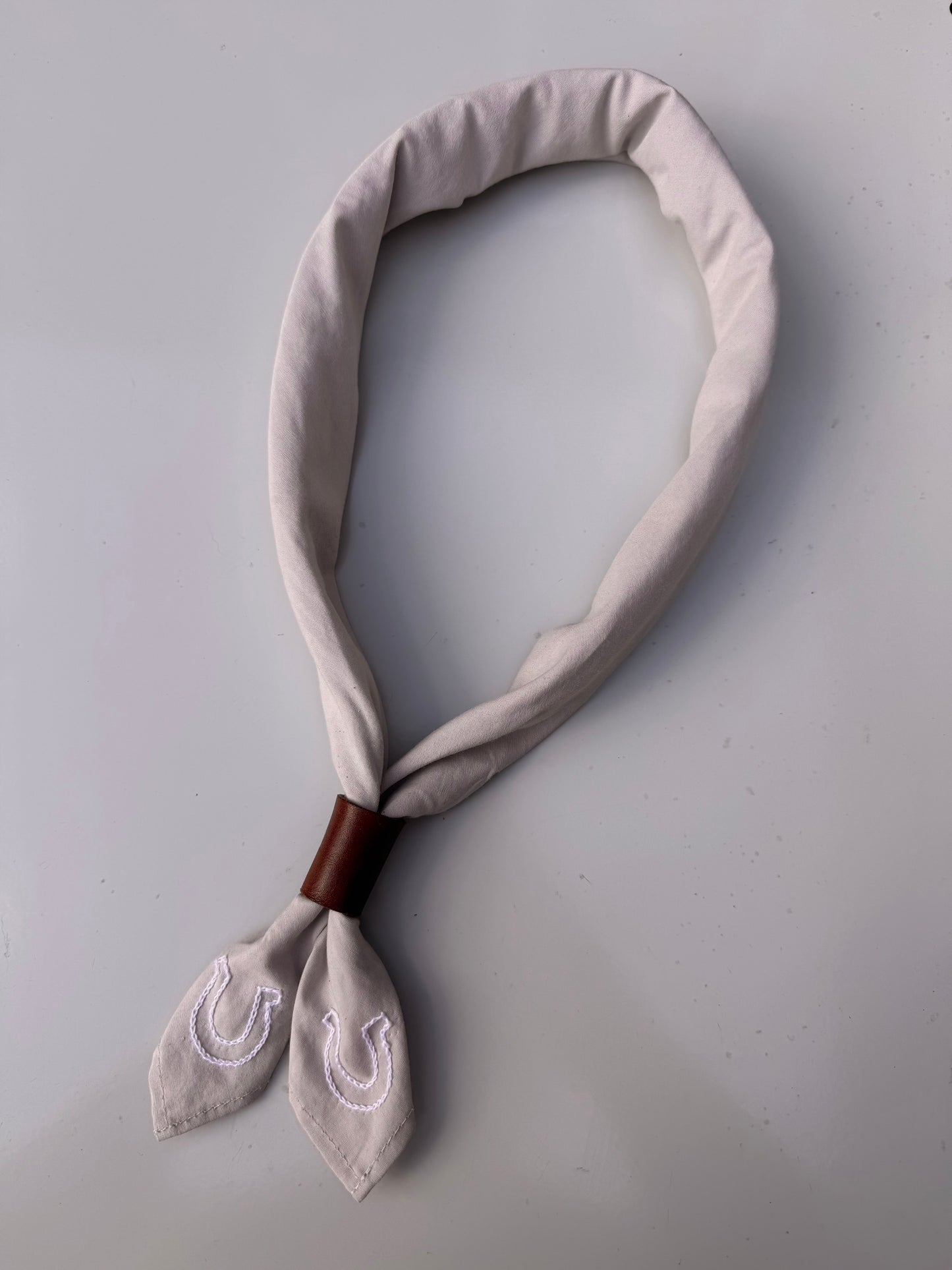 Horseshoe Kerchief