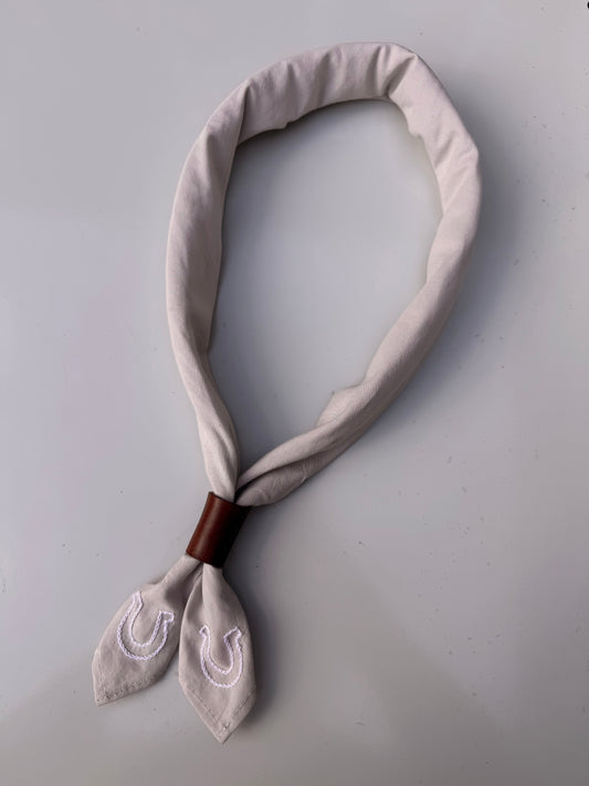 Horseshoe Kerchief